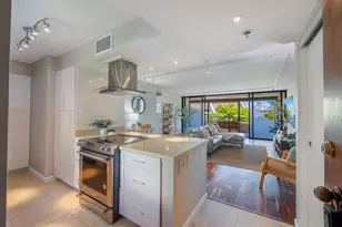 583 Kamoku St, Honolulu, HI 96826 - Photo 1