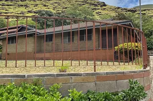 85-323 Waianae Valley Rd, Waianae, HI 96792 - Photo 1