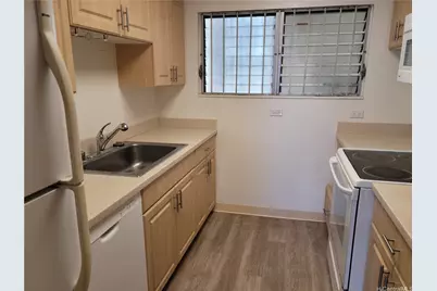 469 Ena Road #1910, Honolulu, HI 96815 - Photo 1