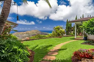 1034 Kaumoku St, Honolulu, HI 96825 - Photo 1