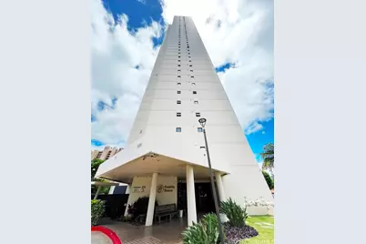 990 Ala Nanala Street #9A, Honolulu, HI 96818 - Photo 1