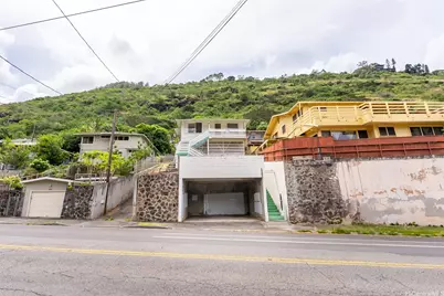 2061 10th Avenue, Honolulu, HI 96816 - Photo 1