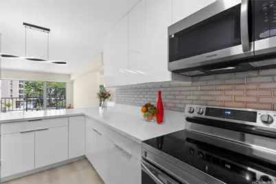 303 Liliuokalani Avenue #304, Honolulu, HI 96815 - Photo 1