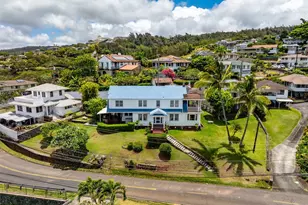 1186 Alewa Dr, Honolulu, HI 96817 - Photo 1