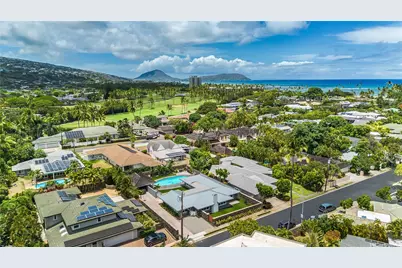 977 Makaiwa Street, Honolulu, HI 96816 - Photo 1
