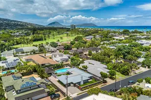977 Makaiwa St, Honolulu, HI 96816 - Photo 1