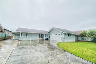 7189 Koamano St, Honolulu, HI 96825 - Photo 1