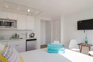 444 Niu St, Honolulu, HI 96815 - Photo 1