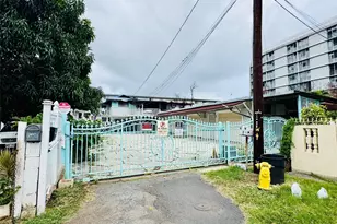 1131 Banyan St, Honolulu, HI 96817 - Photo 1