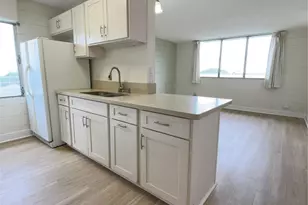 633 Nalanui St, Honolulu, HI 96817 - Photo 1