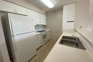 215 N King St, Honolulu, HI 96817 - Photo 1