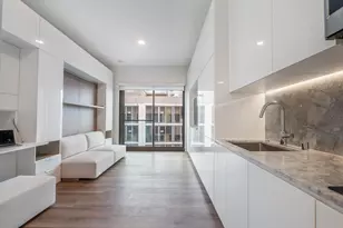 987 Queen St, Honolulu, HI 96814 - Photo 1