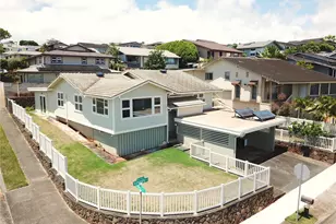 98-1774 Kupukupu St, Aiea, HI 96701 - Photo 1