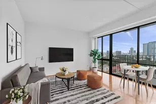 225 Queen St, Honolulu, HI 96813 - Photo 1