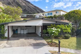 823 Kalalea St, Honolulu, HI 96825 - Photo 1