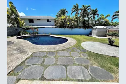 512 Kaha Street, Kailua, HI 96734 - Photo 1