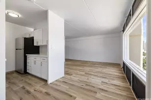 910 Ahana St, Honolulu, HI 96814 - Photo 1