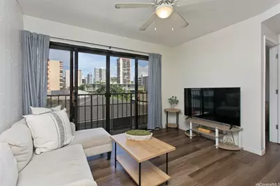 1432 Keeaumoku Street #304, Honolulu, HI 96822 - Photo 1
