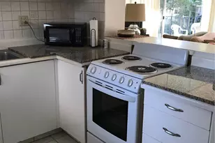 1909 Ala Wai Blvd, Honolulu, HI 96815 - Photo 1