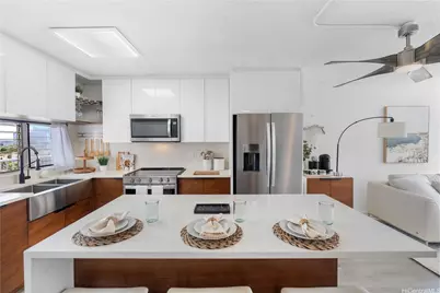 1617 Keeaumoku Street #601, Honolulu, HI 96822 - Photo 1