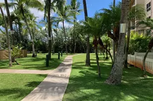 3075 Ala Poha Pl, Honolulu, HI 96818 - Photo 1