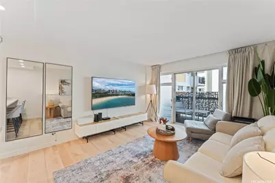 2465 Kuhio Avenue #404, Honolulu, HI 96815 - Photo 1