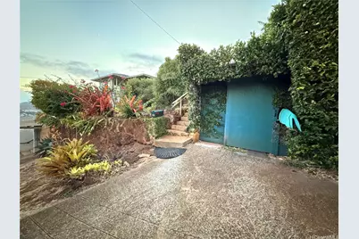 1734 Iwi Way, Honolulu, HI 96816 - Photo 1