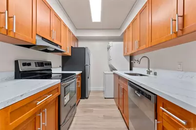 2029 Nuuanu Avenue #1105, Honolulu, HI 96817 - Photo 1