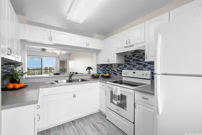 3075 Ala Poha Place #1807, Honolulu, HI 96818 - Photo 1