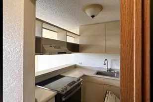 300 Wai Nani Way, Honolulu, HI 96815 - Photo 1