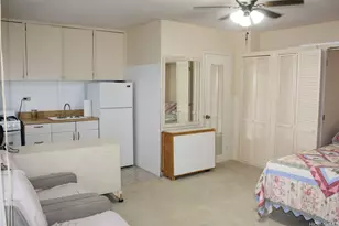 235 Liliuokalani Ave, Honolulu, HI 96815 - Photo 1