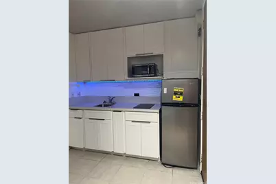 1750 Kalakaua Avenue #1501, Honolulu, HI 96826 - Photo 1