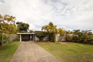 550 Olomana St, Kailua, HI 96734 - Photo 1