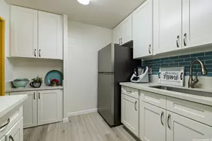 98-1030 Moanalua Rd, Aiea, HI 96701 - Photo 1