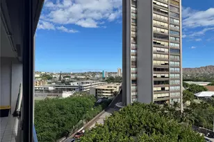 581 Kamoku St, Honolulu, HI 96826 - Photo 1