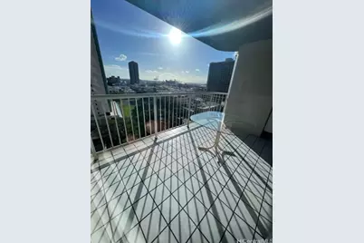 1212 Nuuanu Avenue #1105, Honolulu, HI 96817 - Photo 1