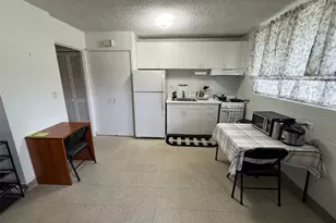 932 Kinau St, Honolulu, HI 96814 - Photo 1
