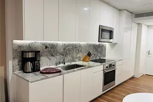 987 Queen St, Honolulu, HI 96814 - Photo 1