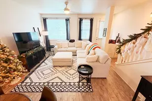 724 Kakala St, Kapolei, HI 96707 - Photo 1