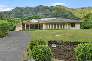 4014 Poli Hiwa Pl, Honolulu, HI 96817 - Photo 1