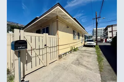 1424 Holelua Place, Honolulu, HI 96817 - Photo 1