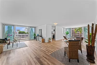 1130 Wilder Avenue #301, Honolulu, HI 96822 - Photo 1