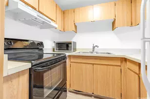 1820 Waiola St, Honolulu, HI 96826 - Photo 1