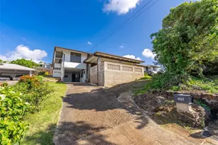 4022 Pakahi Pl, Honolulu, HI 96816 - Photo 1