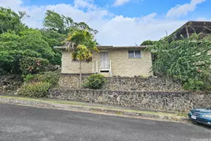 726 Iaukea St, Honolulu, HI 96813 - Photo 1