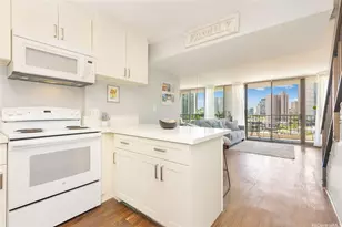 739 Hausten St, Honolulu, HI 96826 - Photo 1