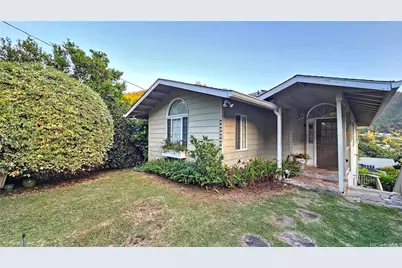 2427 Jasmine Street, Honolulu, HI 96816 - Photo 1