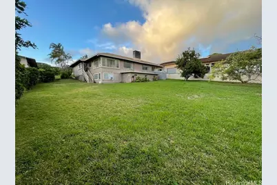 99-1215 Aiea Heights Drive, Aiea, HI 96701 - Photo 1