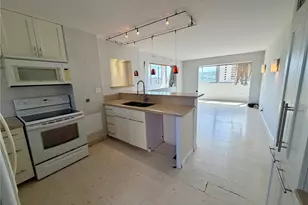 2421 Ala Wai Blvd, Honolulu, HI 96815 - Photo 1