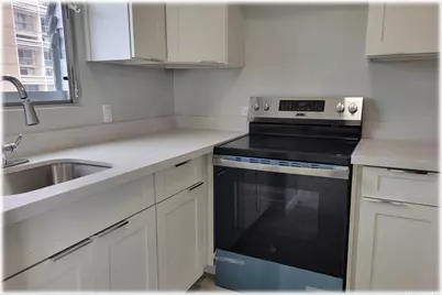 509 University Avenue #1004, Honolulu, HI 96826 - Photo 1